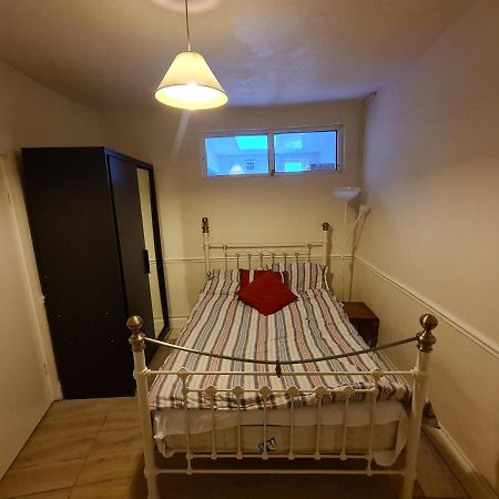 Hôtel Ground Floor Flat , 31 Lena Street, Easton,Bristol Avon, Uk Extérieur photo